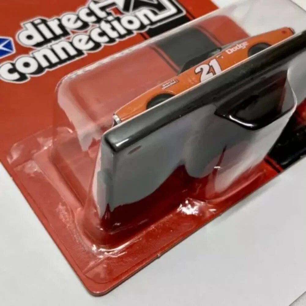 M2 Machines 1971 Dodge‎ Charger R/T Hemi R82 Auto-Drivers 1:64 Direct Connection